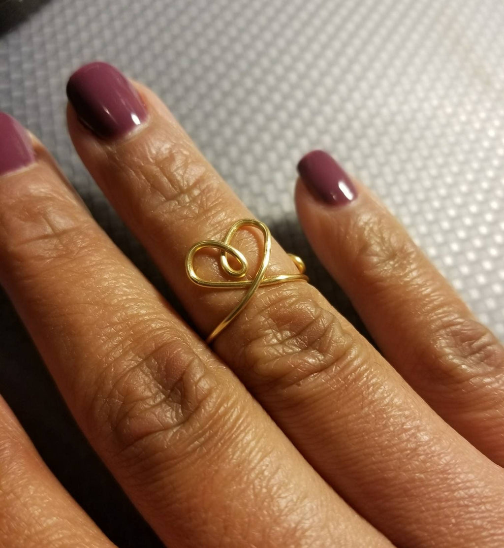 Gold or silver Heart Ring wire, Dainty Heart Ring, Minimalist Ring, Gold Heart Ring, Silver Heart Ring, Promise Ring, Stacking Ring, Gift