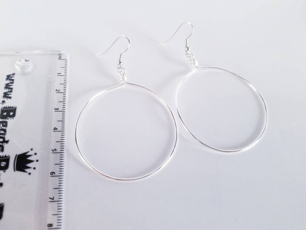Earring hoop thin, Silver thin hoop earrings, minimalistic hoop earring, gifted earring, gift for- her, gifted-for women, giftful sister
