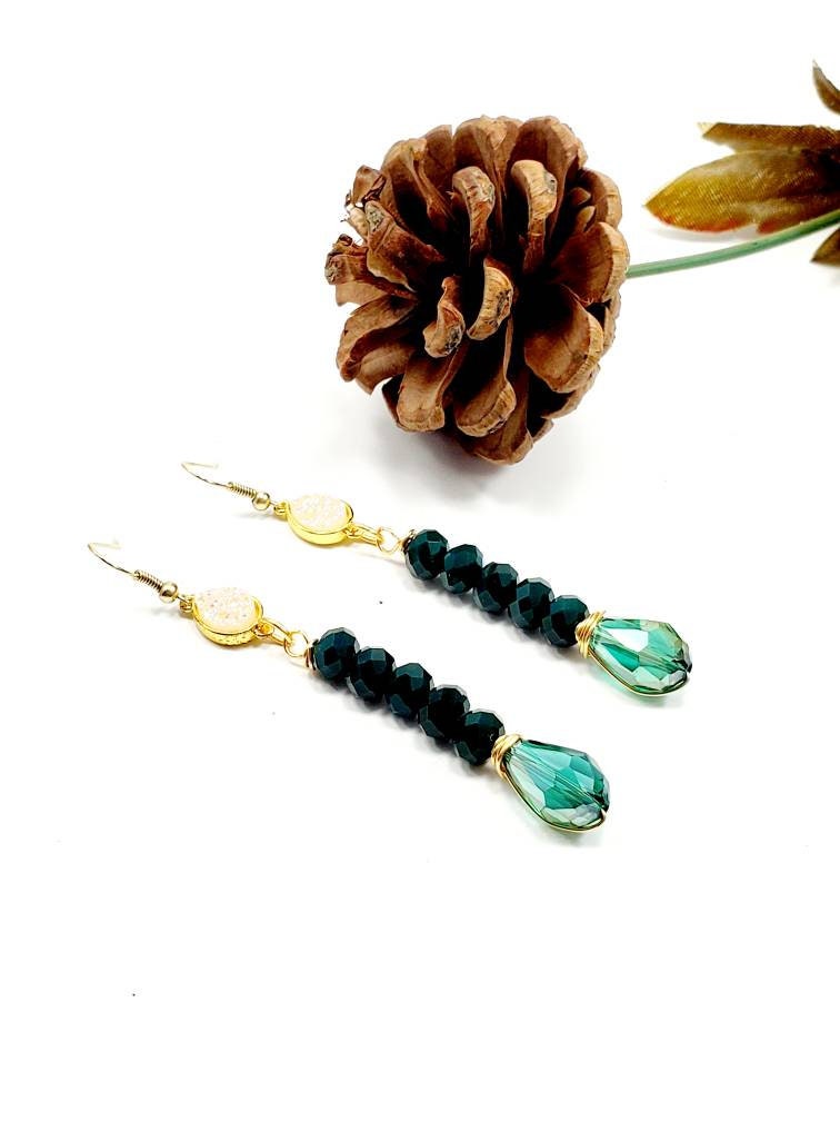 crystal earrings, druzy earrings, Gemstone Earrings, Gold Plated Dangle Drop Hook Earrings, minimaliste earrings, minimaliste earrings
