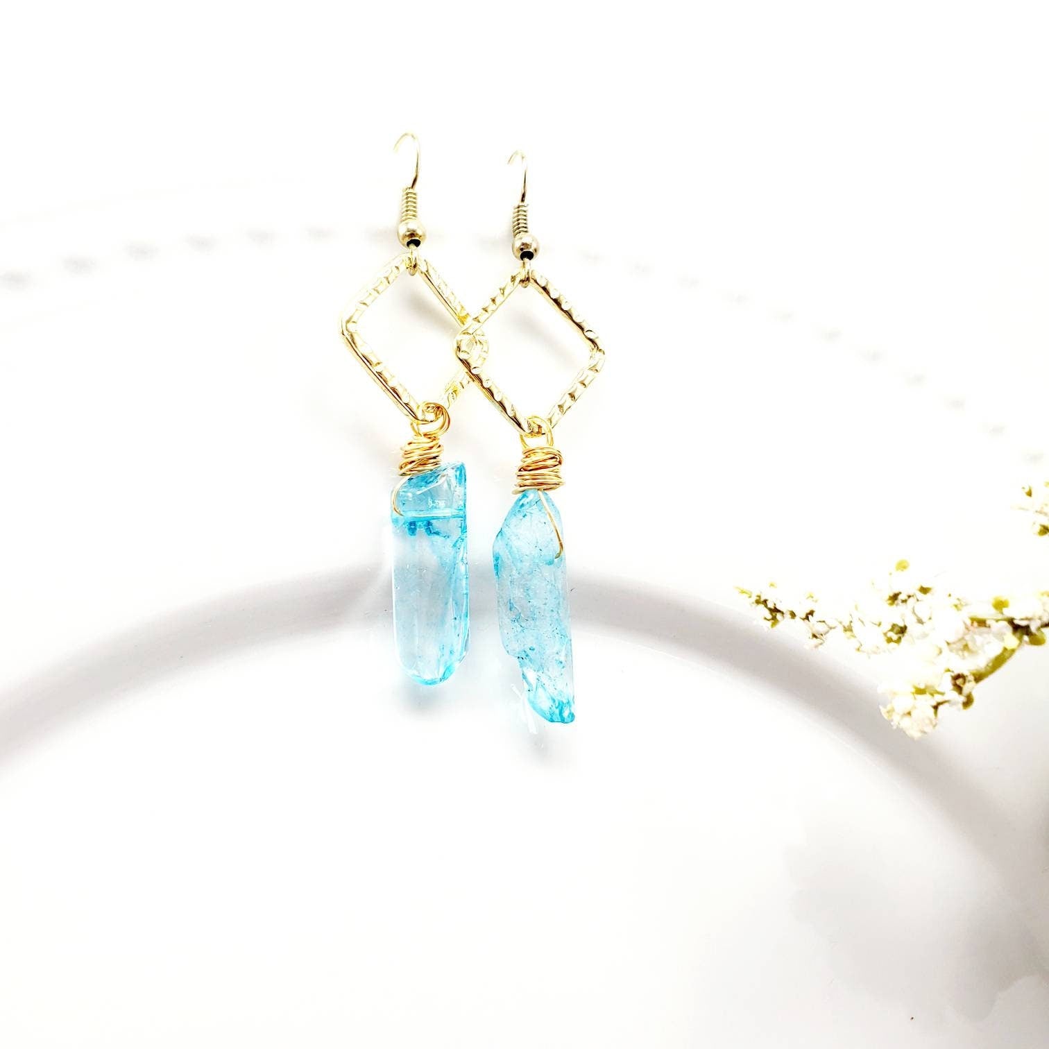 Crystal Earrings, Quartz Hoop Earrings, Stacked Stone Drop Earrings, Dropping earring, Stoned earrings, Minimaliste earrings, Wife gifted