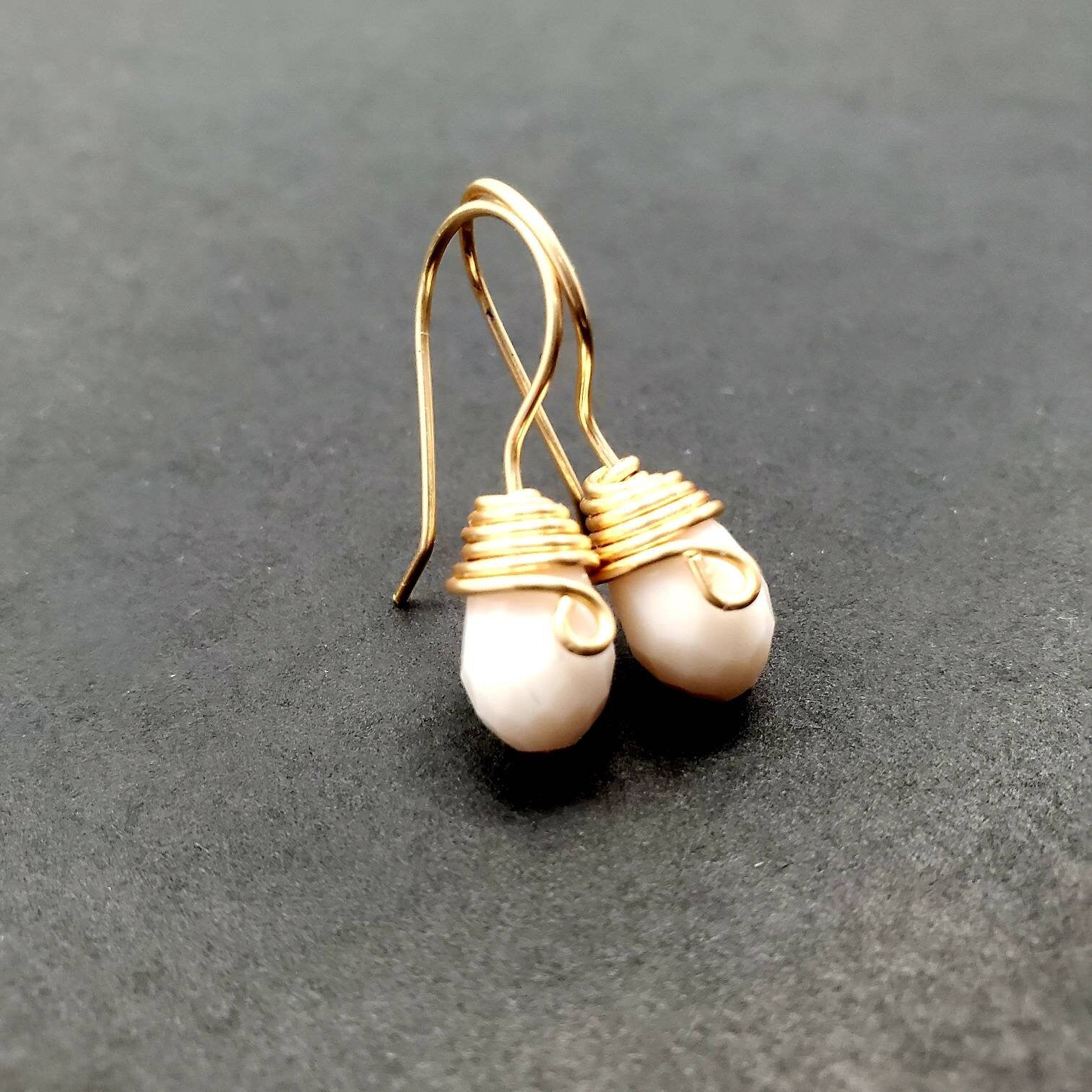 Bridal earrings, Tiny dangle Drop Earrings, Tear drop earrings, Teardrop earrings crystal, Wire Wrapped Dangle Earrings, Bridesmaid earrings