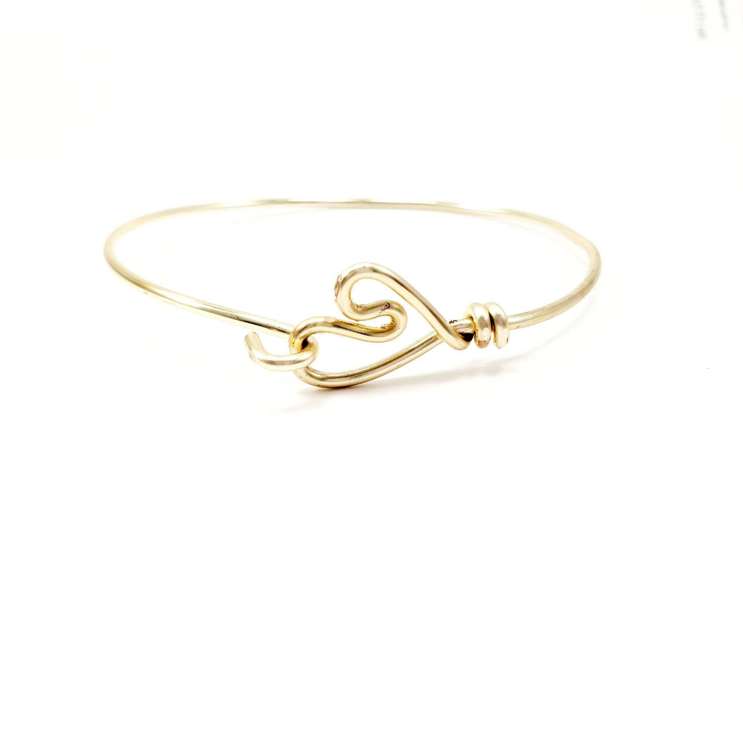 Heart Bangle bracelet, Dainty bracelets, Gold heart thin bracelet, Bracelet Minimaliste, Heart Cuff Thin Bracelet, Lovely bracelet