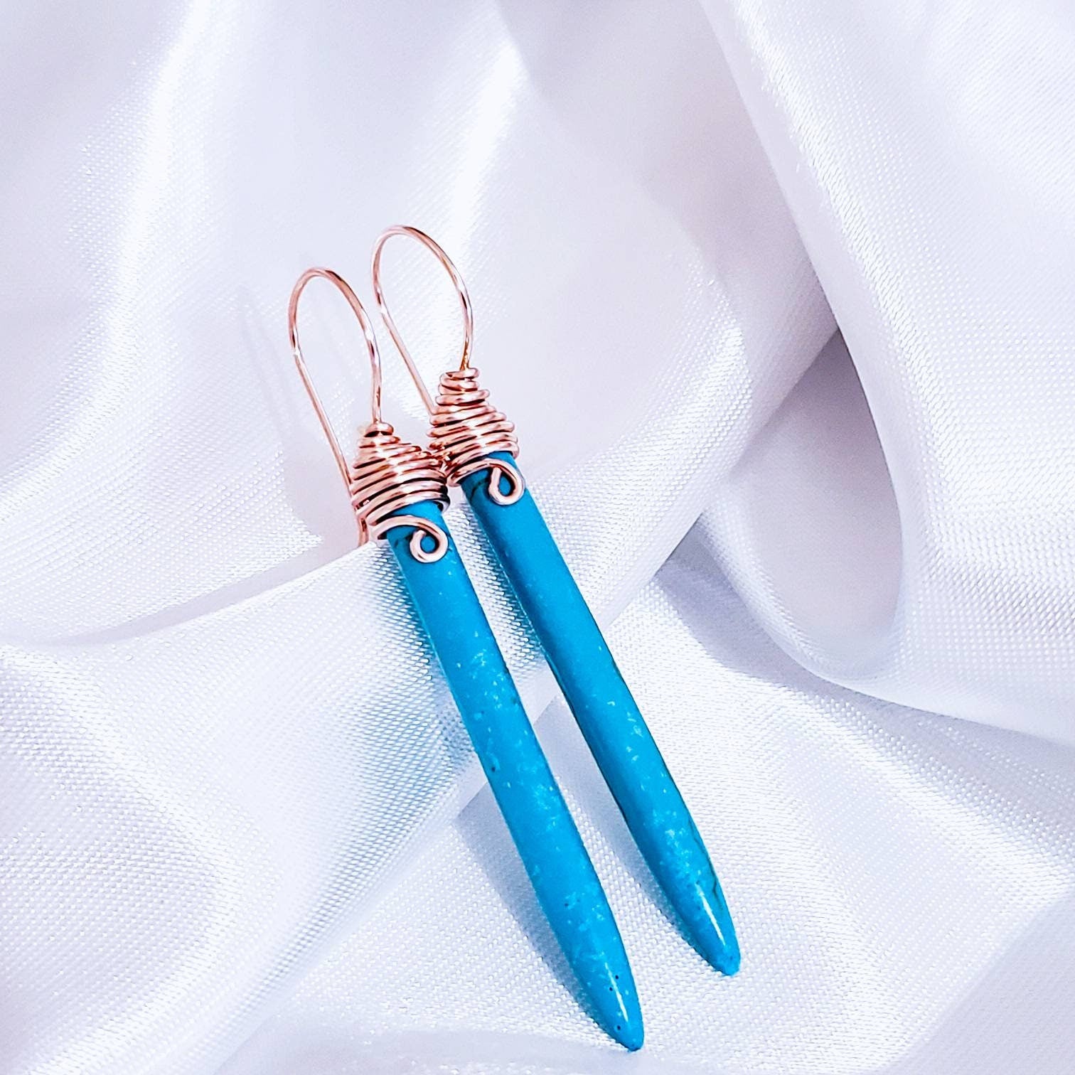 Spike Turquoise necklace, Dainty turquoise necklace, dainty  thin necklace, turquoise stone, gold thin necklace chain, gifted mom giftful