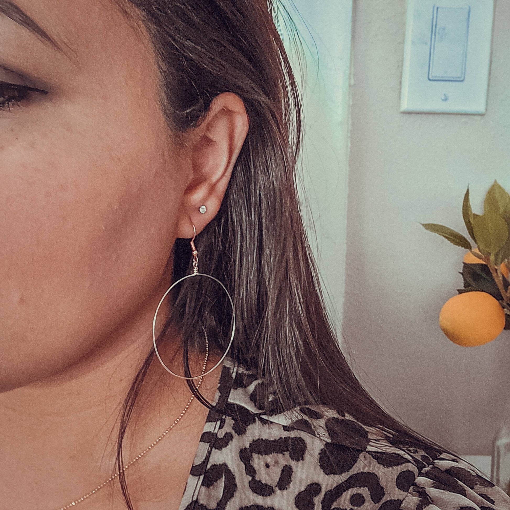 Earring hoop thin, Silver thin hoop earrings, minimalistic hoop earring, gifted earring, gift for- her, gifted-for women, giftful sister