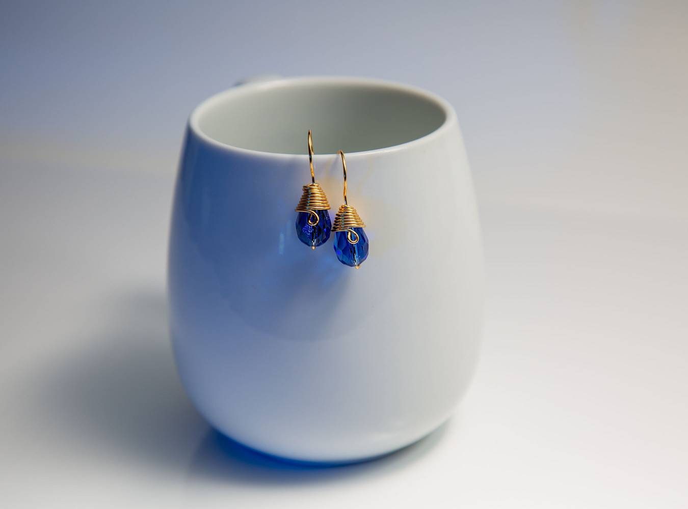 Teardrop crystal Earrings, Deep navy blue, Bridal blue earrings, Bridesmaids earrings, royal blue earrings, navy earrings, Something blue