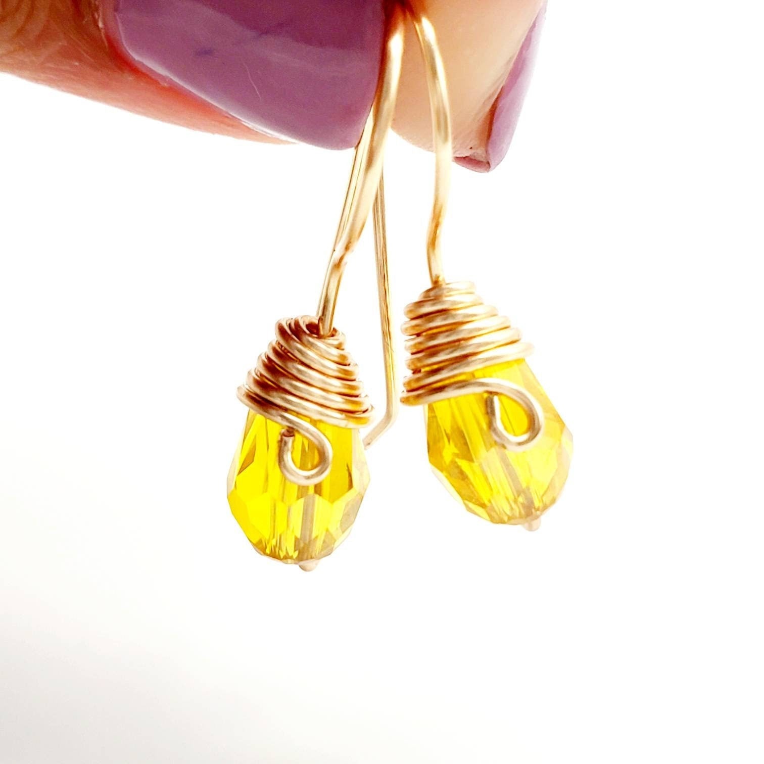 Small drop earrings, Teardrop Crystal Earrings, Tiny Drop Earrings, small crystal earrings, cute minimal earrings, minimalist earrings