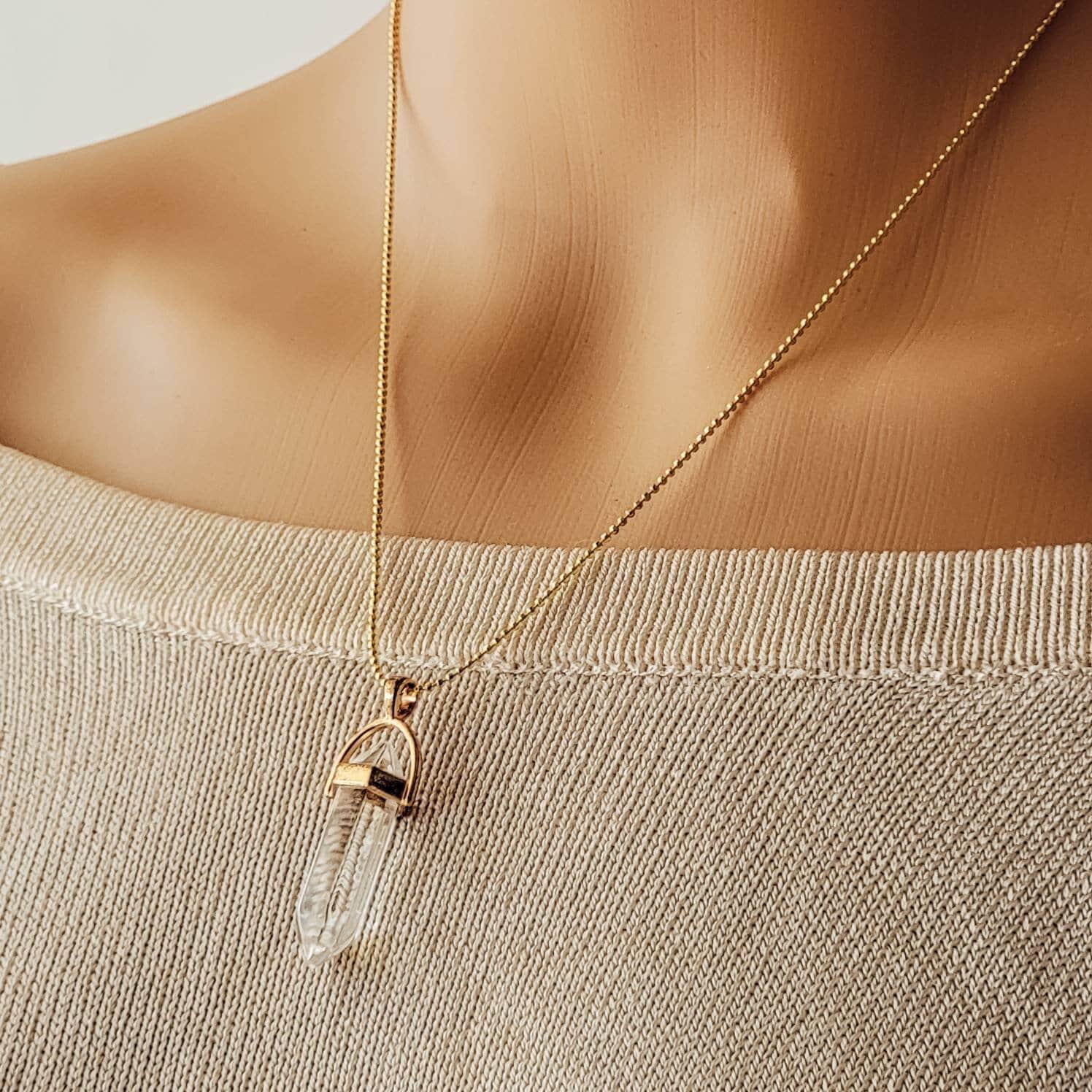 Clear Quartz Necklace, Clear Quartz Point Necklace, minimaliste necklace, mom dainty necklace, Healing crystal necklace,  giftful necklace