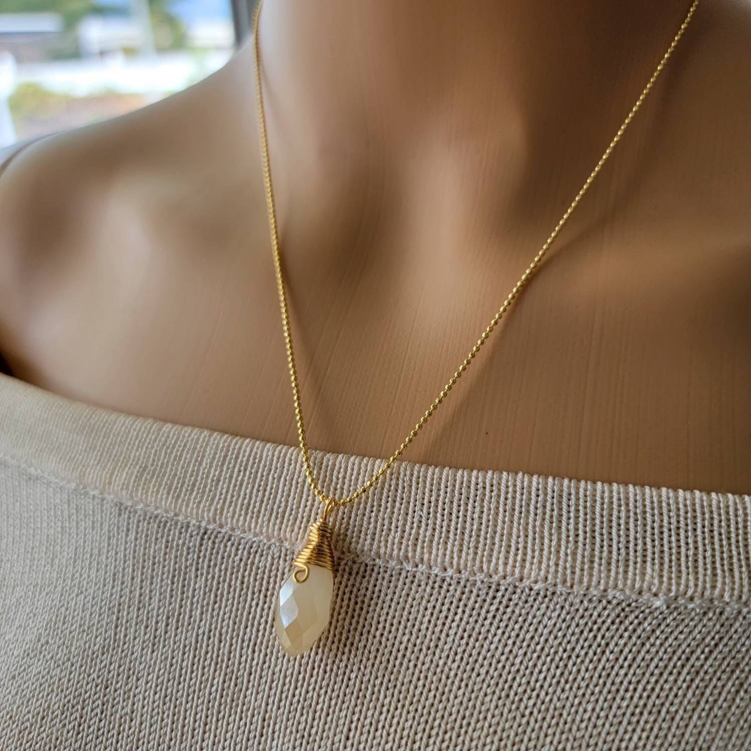 Dainty Crystal necklace, Teardrops necklace, 14k Gold filled chain, Layering Necklace, Minimalist Necklaces, Moms necklaces, Gifts for-her