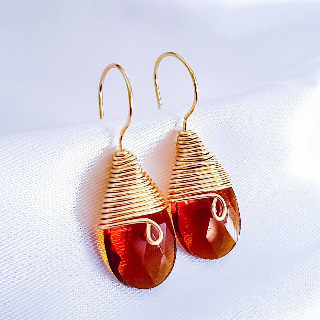 Amber Crystal teardrop earrings, Baltic Honey Amber Earrings, Honey cognac amber earrings, minimaliste earring, earringful, earrings gifted