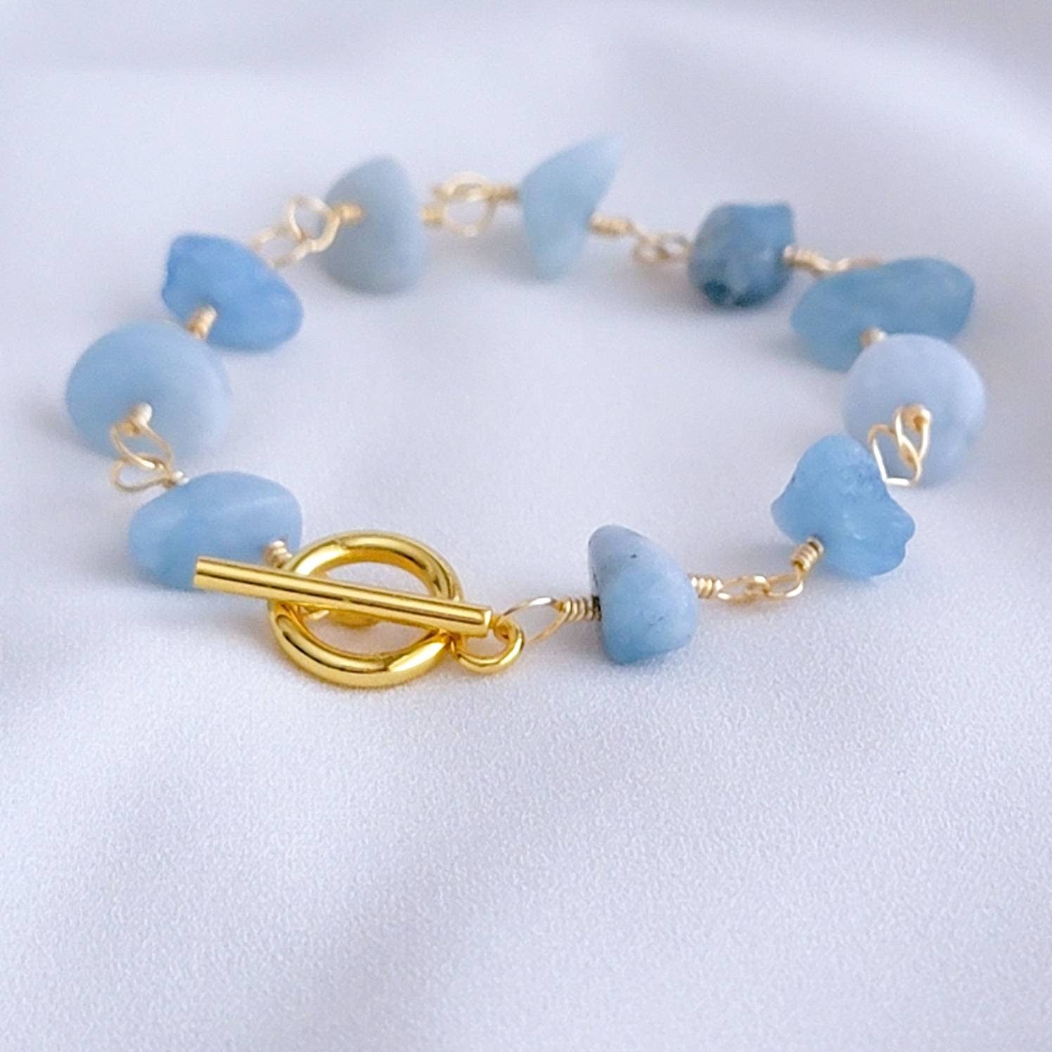 Dainty Raw Aquamarine Bracelet, March Birthstone Minimalist bracelet, Bracelet-gift, birthstone gifted, gifted grandmas,Bracelet birthstones