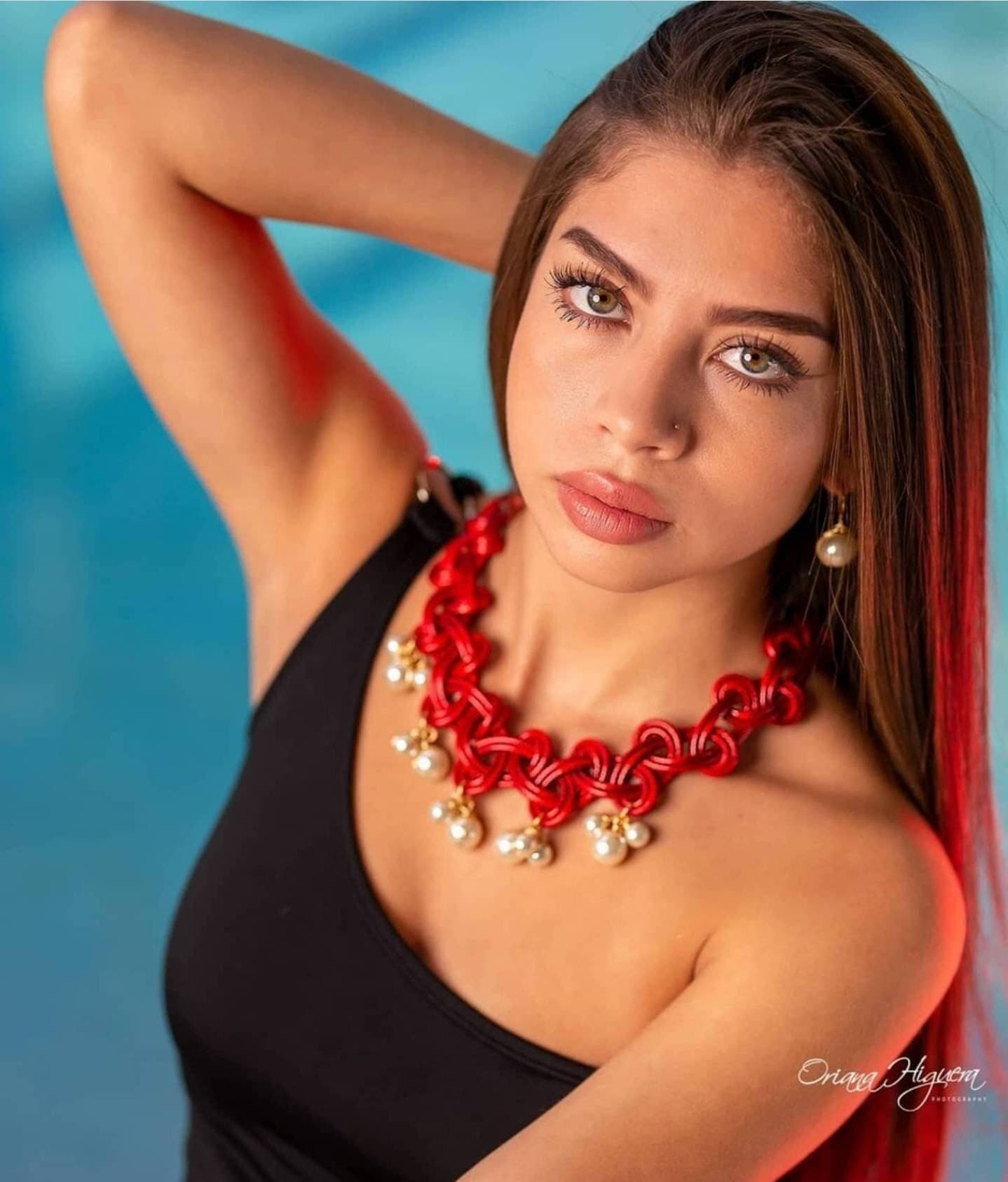 Choker red, Pearl choker necklace, dainty necklace red, chunky choker necklace, leather choker red, gifted choker, chunky charm necklace