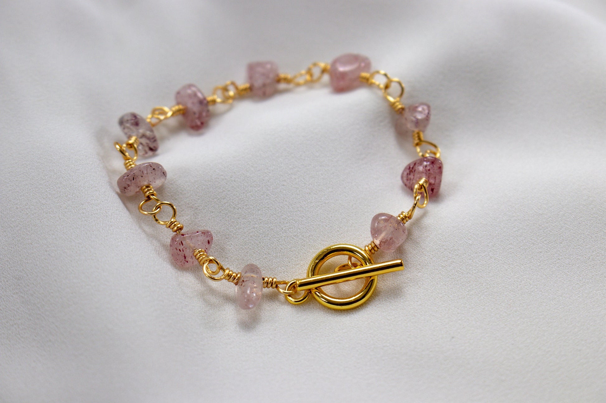 Dainty Strawberry quartz bracelet, Stone-bracelet, Minimalist bracelet, Dainty Crystal bracelet, Mom gift, Hers bracelets, gifted wife