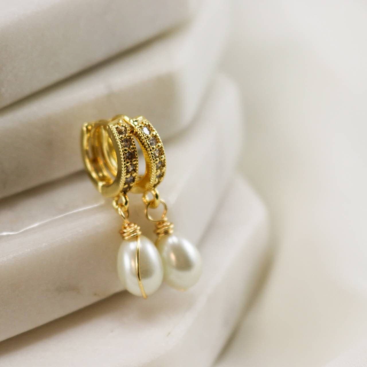 Pearl hoop earrings with fresh-water pearls, Gorgeous Pearl Hoop Earrings, Freshwater Pearl Earrings,mothers day gift,gift for mom