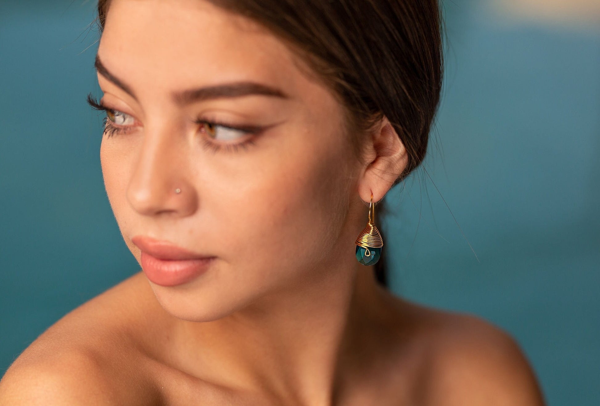 Crystal teardrop earrings, Blue drop earrings, Long teardrop earrings, Crystal dangling earrings, Bridal earrings, classic earrings