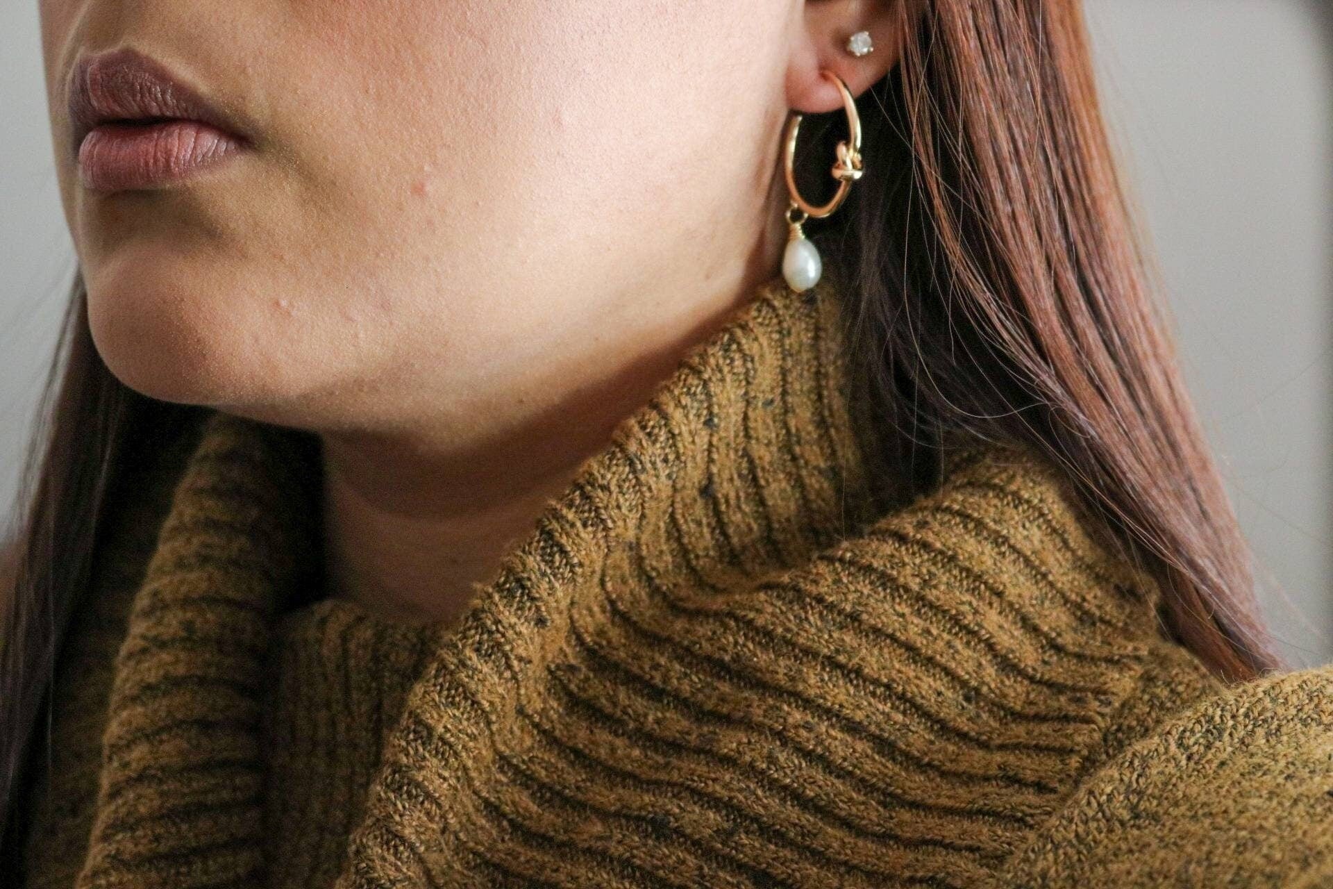 Pearl hoop earrings, Minimalistic hoop earrings, Thin hoop earrings, Gold filled hoop earrings, wife giftful, giftful wedding, bridal gifted