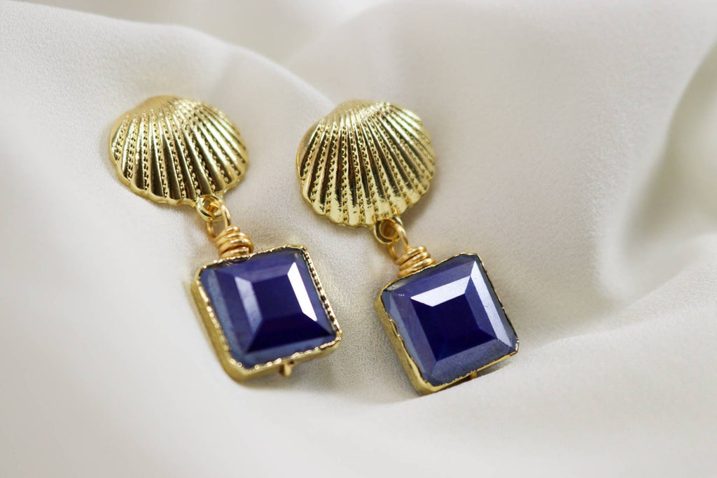 Gold Shell Earrings, NAVY BLUE EARRINGS, Seashell Earrings, Gold Scallop Shell Earrings, Clam earrings, Beach Earrings, Beach Jewelry