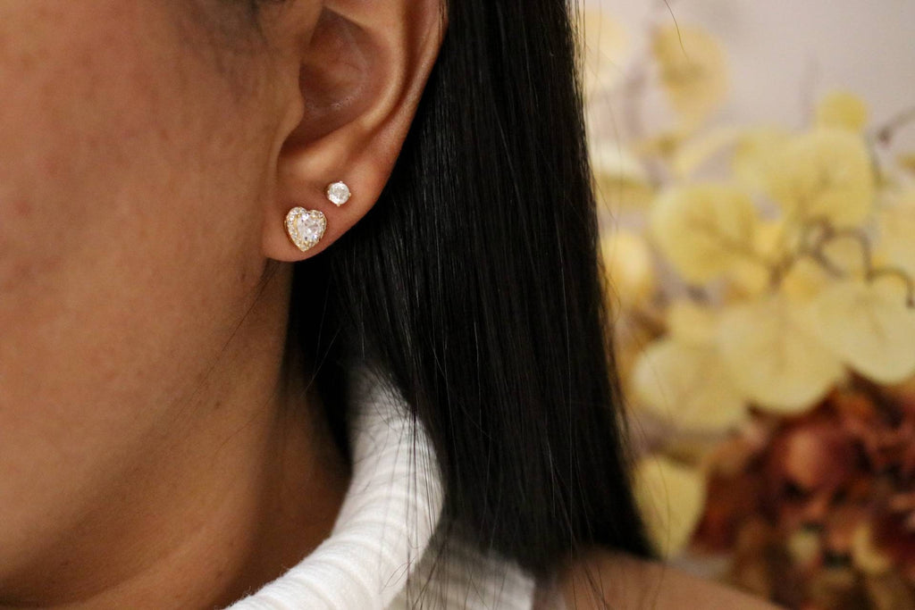 Heart stud earrings, Tiny Heart Stud Earrings, Dainty earrings, minimalistic earring, Heart shaped earrings, gifted earrings valentine's gift
