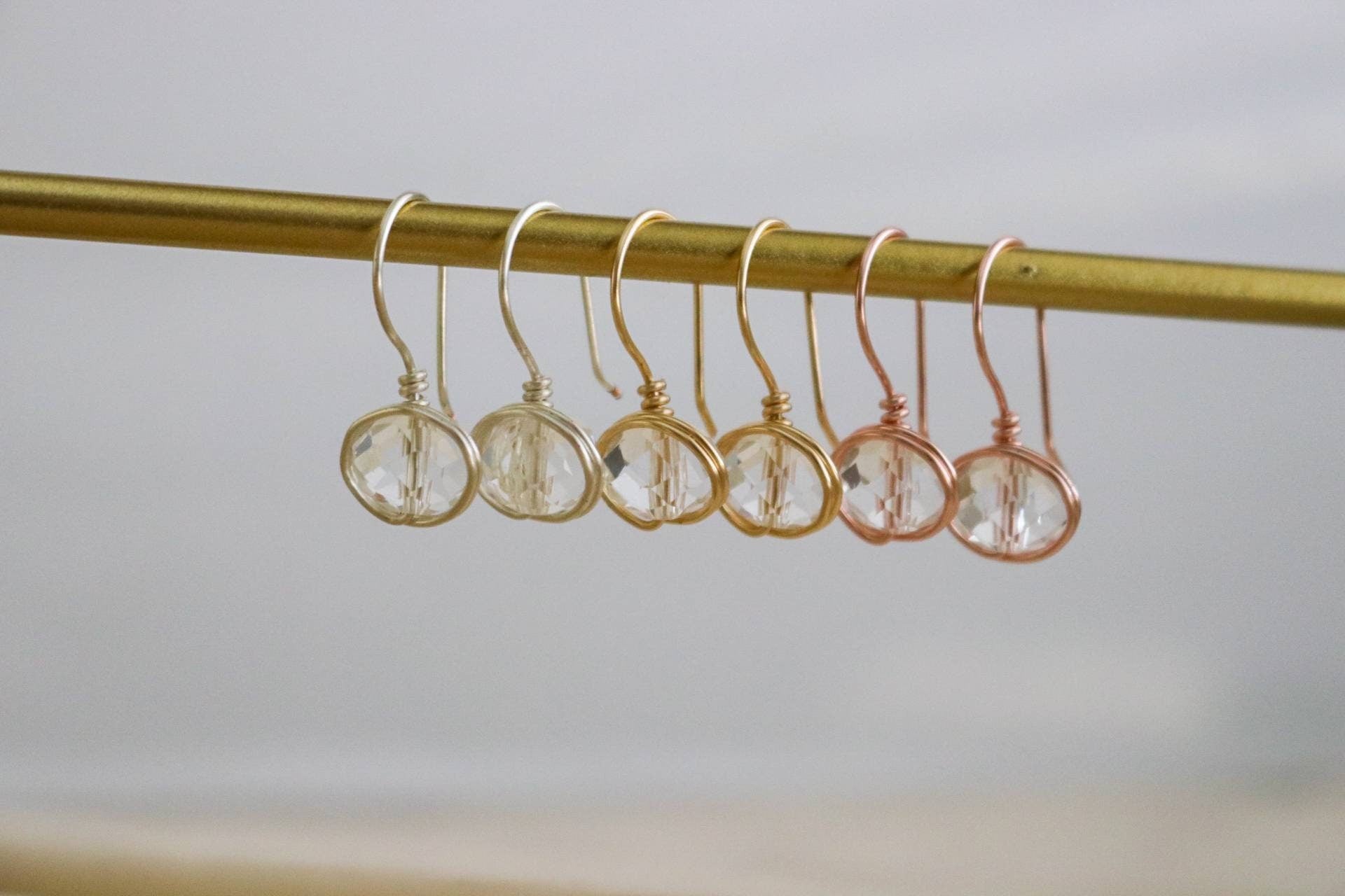 Clear crystal quartz earrings, Clear Silver Earrings, Crystal Drop clear Earrings, Clear Quartz Crystal Earrings, minimalistic earrings