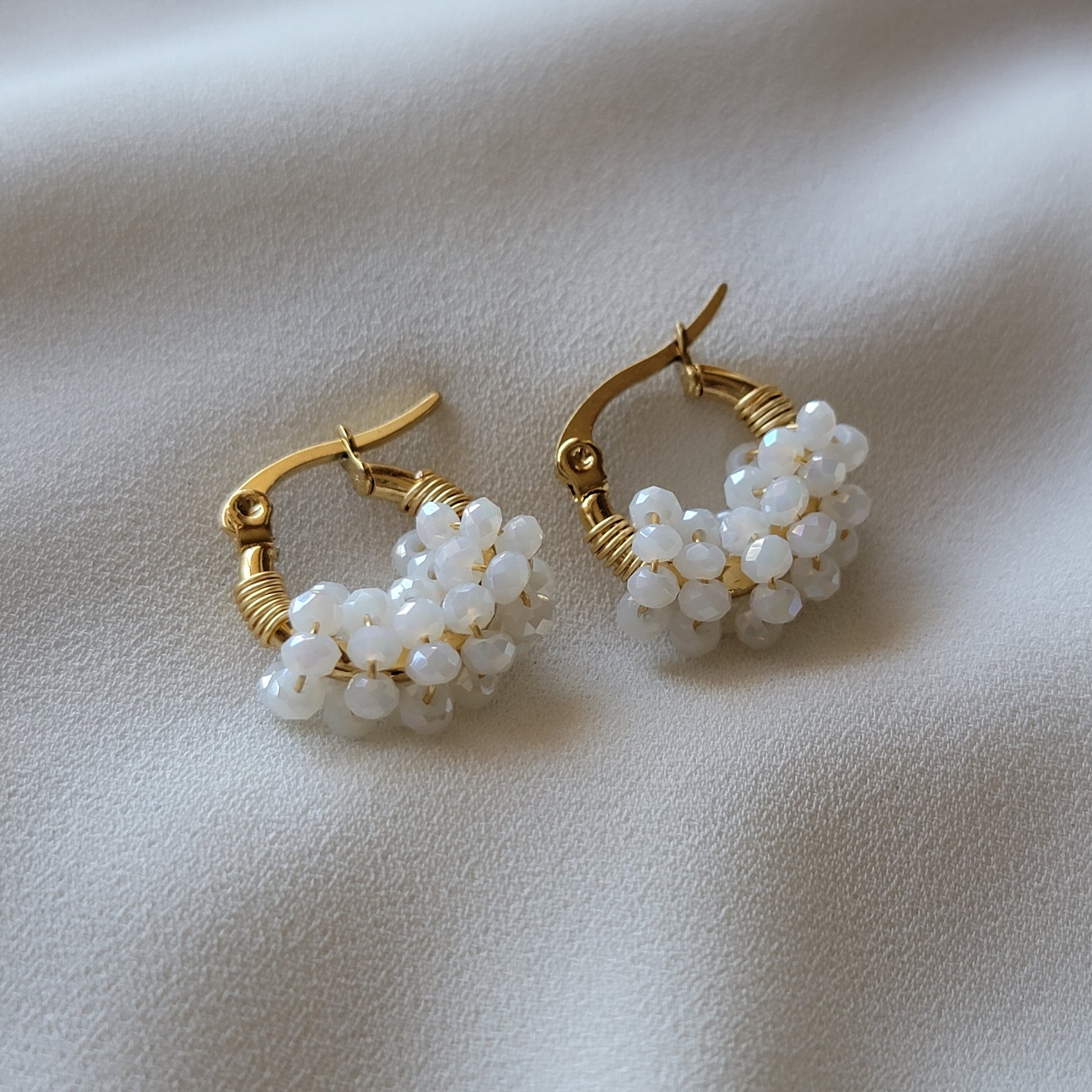 Small Hoop Earrings Huggies, Tiny hoop earrings, Minimalist Hoop Earrings, Dainty Gold Earring, dainty hoop earring, Gifts For-Her, wife