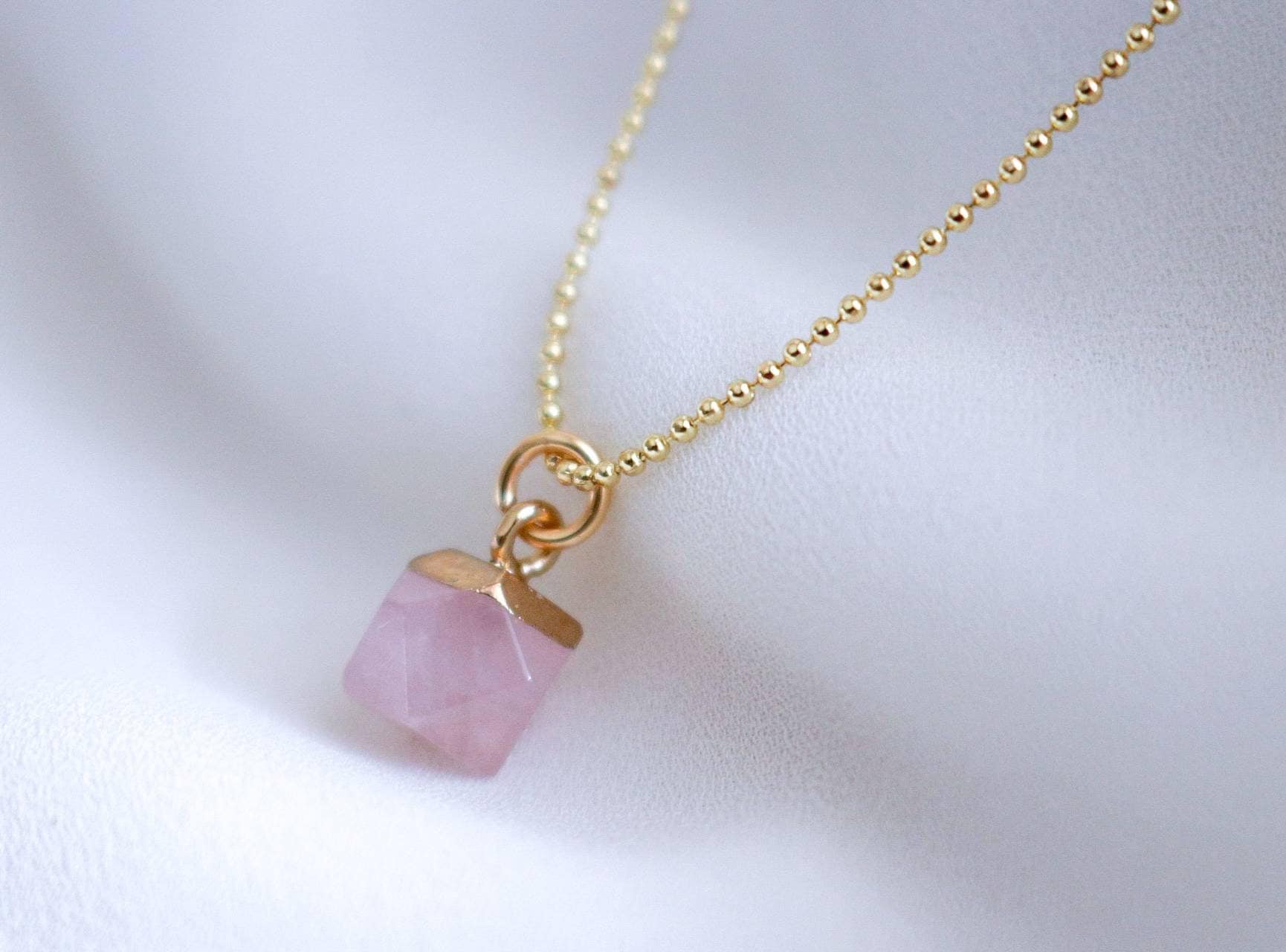 Dainty Rose quartz necklace, Chain thin necklace, Rose quartz gemston, lovely necklace, loving necklace, gifted valentines necklace,