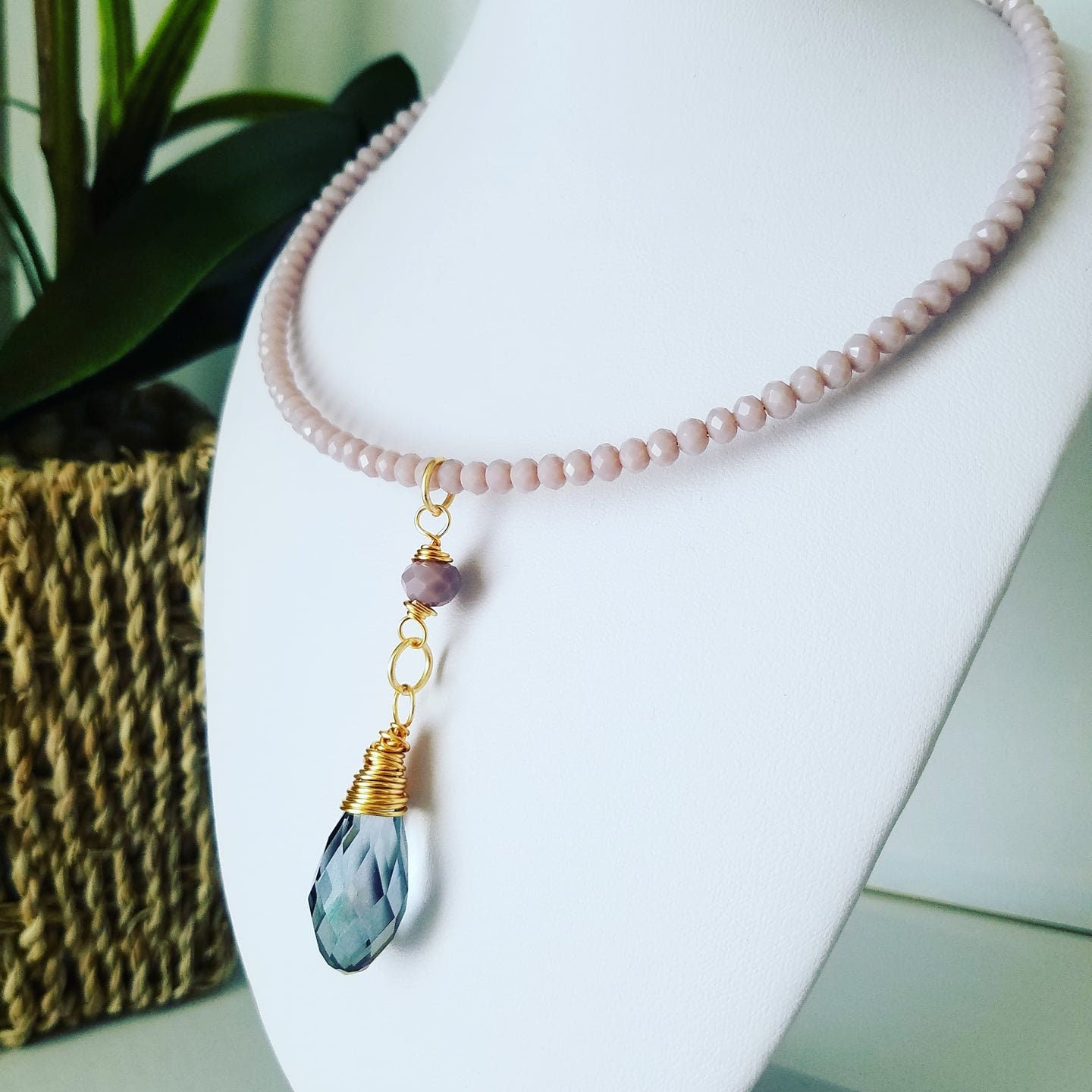 Choker Dainty crystal choker necklace, Delicate Gemstone Choker, Beaded Necklace, Birthday Gift for mom, Stone Wire Wrapped, Beaded Choker