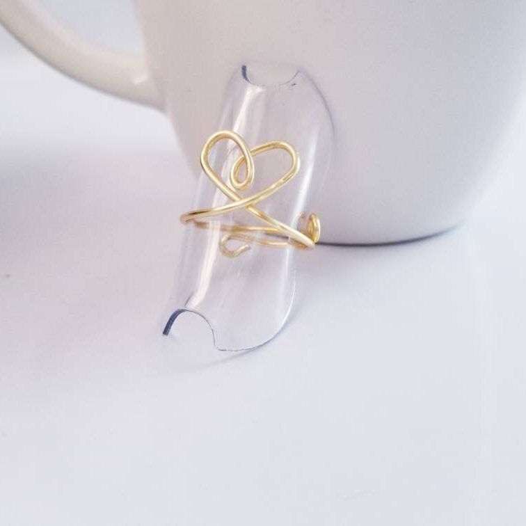 Gold or silver Heart Ring wire, Dainty Heart Ring, Minimalist Ring, Gold Heart Ring, Silver Heart Ring, Promise Ring, Stacking Ring, Gift