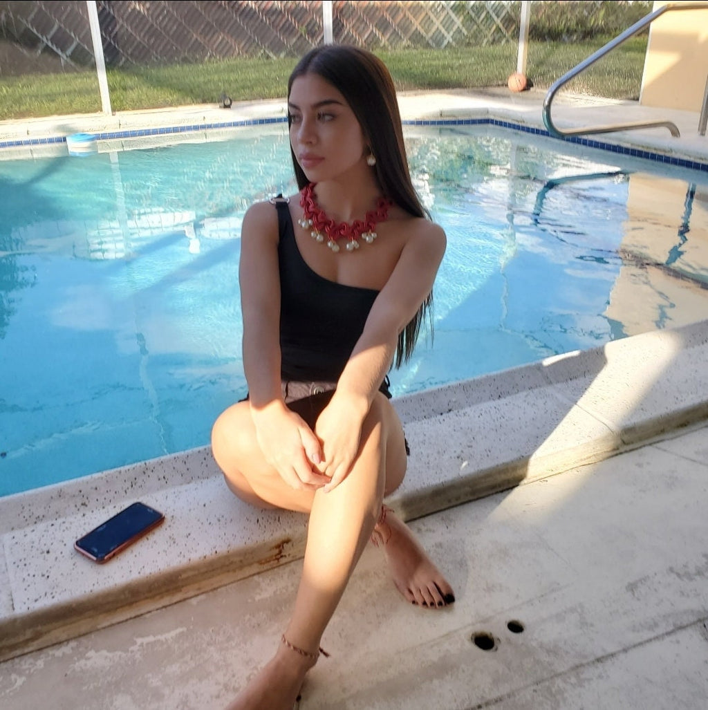 Pearl choker necklace, chunky choker necklace, leather choker red, black necklace choker, gifted choker, chunky charm necklace, moms gifted