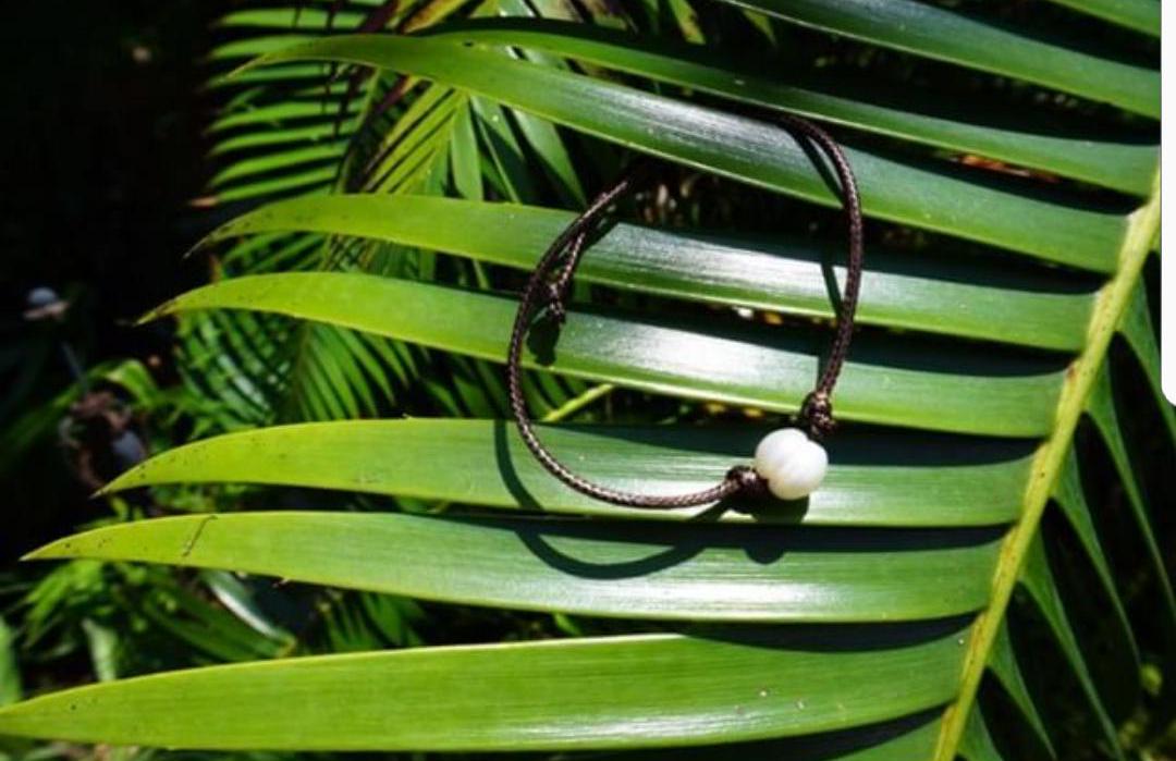 Single Pearl Leather Bracelet, Genuine Leather Bracelet, Natural pearl bracelet, dainty bracelete, gifted bracelet, bracelet minimalistic