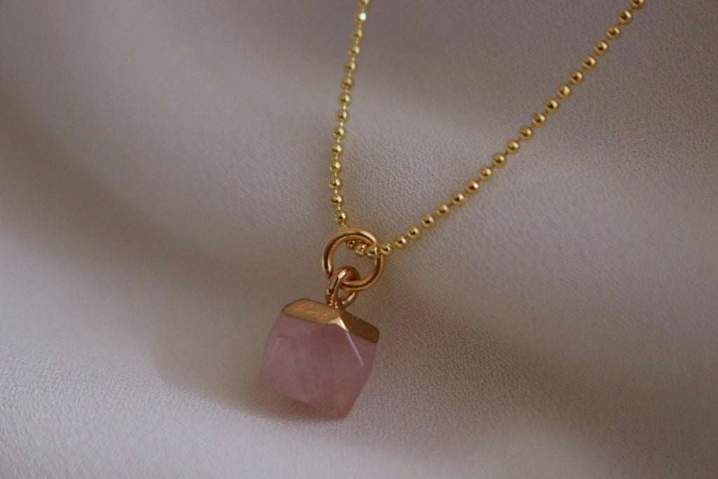Dainty Rose quartz necklace, Chain thin necklace, Rose quartz gemston, lovely necklace, loving necklace, gifted valentines necklace,