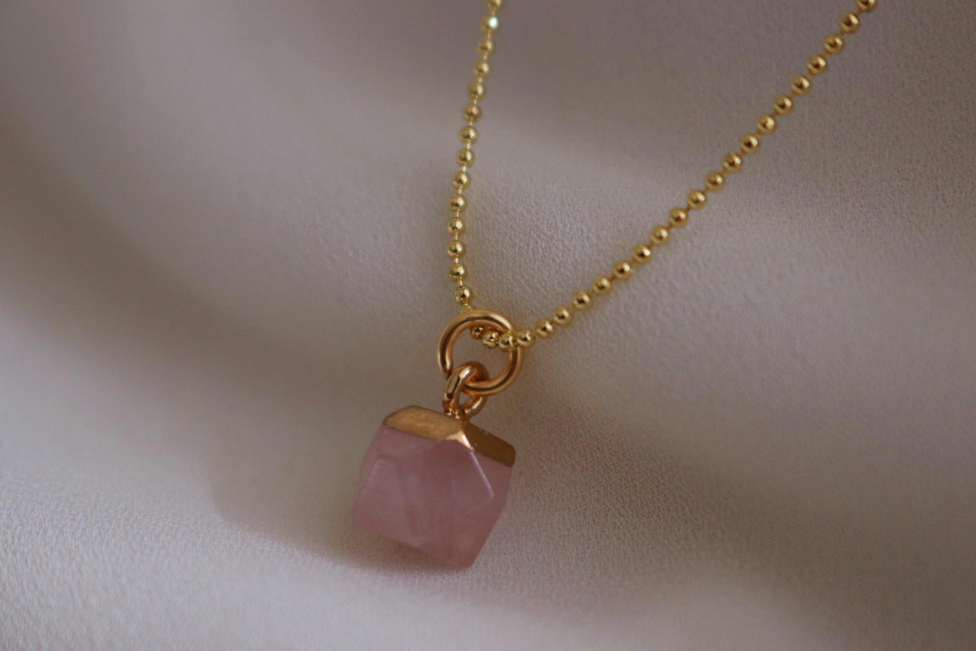 Dainty Rose quartz necklace, Chain thin necklace, Rose quartz gemston, lovely necklace, loving necklace, gifted valentines necklace,