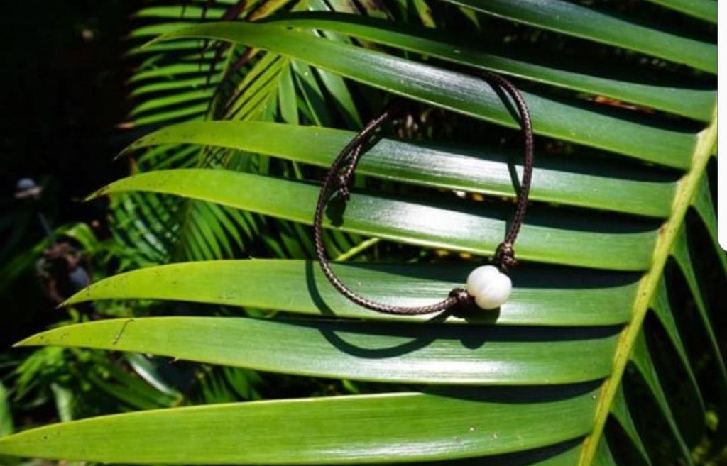 Single Pearl Leather Bracelet, Genuine Leather Bracelet, Natural pearl bracelet, dainty bracelete, gifted bracelet, bracelet minimalistic