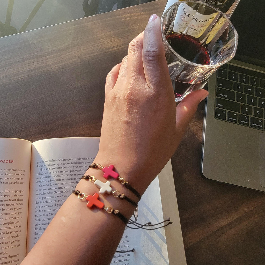 Cross bracelet string, Beaded Cross Bracelet, faith bracelets, Sideways Cross String Bracelet, Adjustable Cross Bracelet, Christian Bracelet
