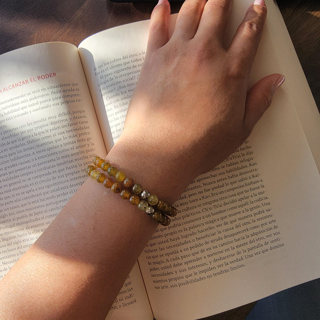 Dainty Bracelet, Leopardskin Jasper Stretch Bracelet, Calming Bracelet, Meditation Bracelet, Earthy gemstone bracelet, Healing Bracelet
