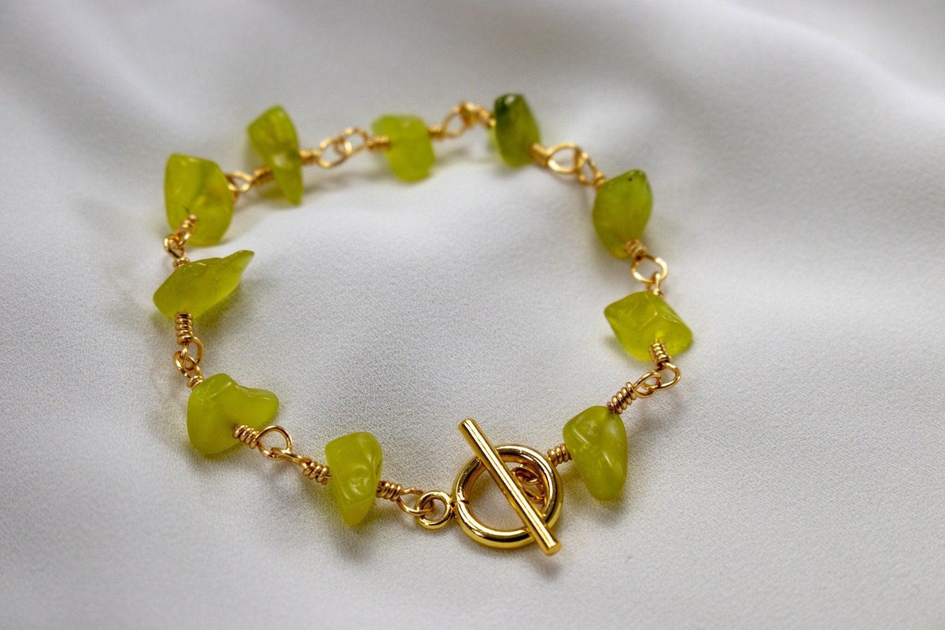 Dainty Bracelets, Jade Bracelet, Bracelet Minimaliste, Gem Stone Bracelets, Prosperity Bracelet, Healing Bracelet, Gifts for-Her, gifte gift