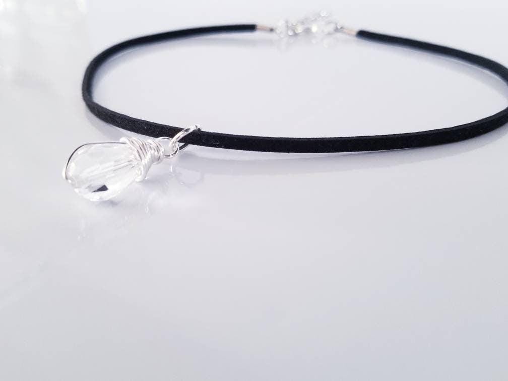 Thin choker necklace minimaliste