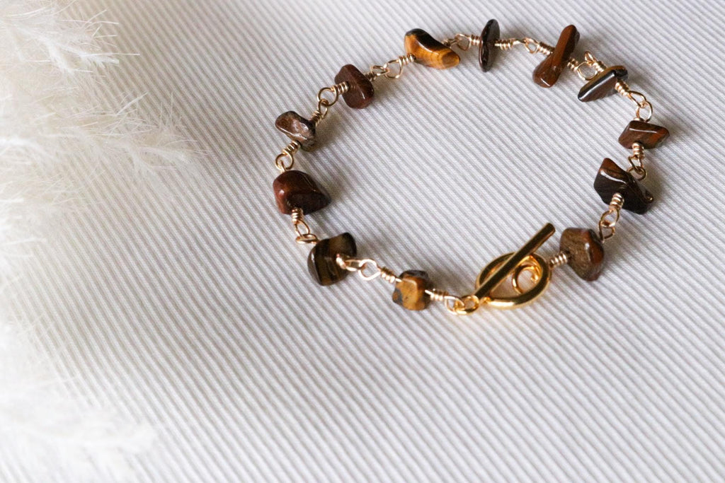 Gold Tiger Eye Bracelet, Dainty Gold Bracelet, Minimalist Bracelet, Delicate bracelet, Nature Bracelet, BestFriend Bracelet, Secret Bracelet