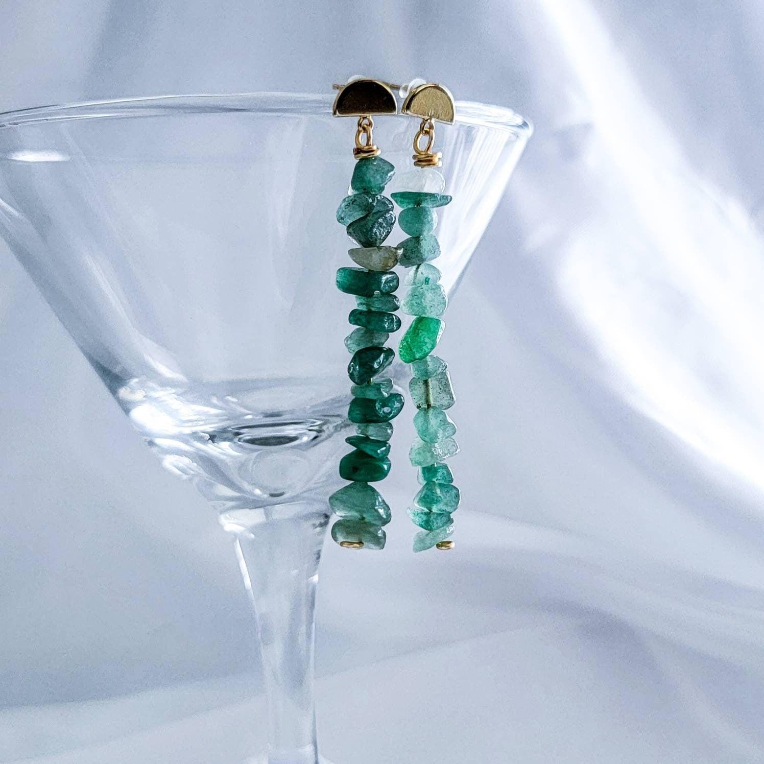 AVENTURINE earrings, Thread earrings, Raw crystal earrings, Raw gemstone earrings, Raw stone earrings, Mom earrings, Healing stones,