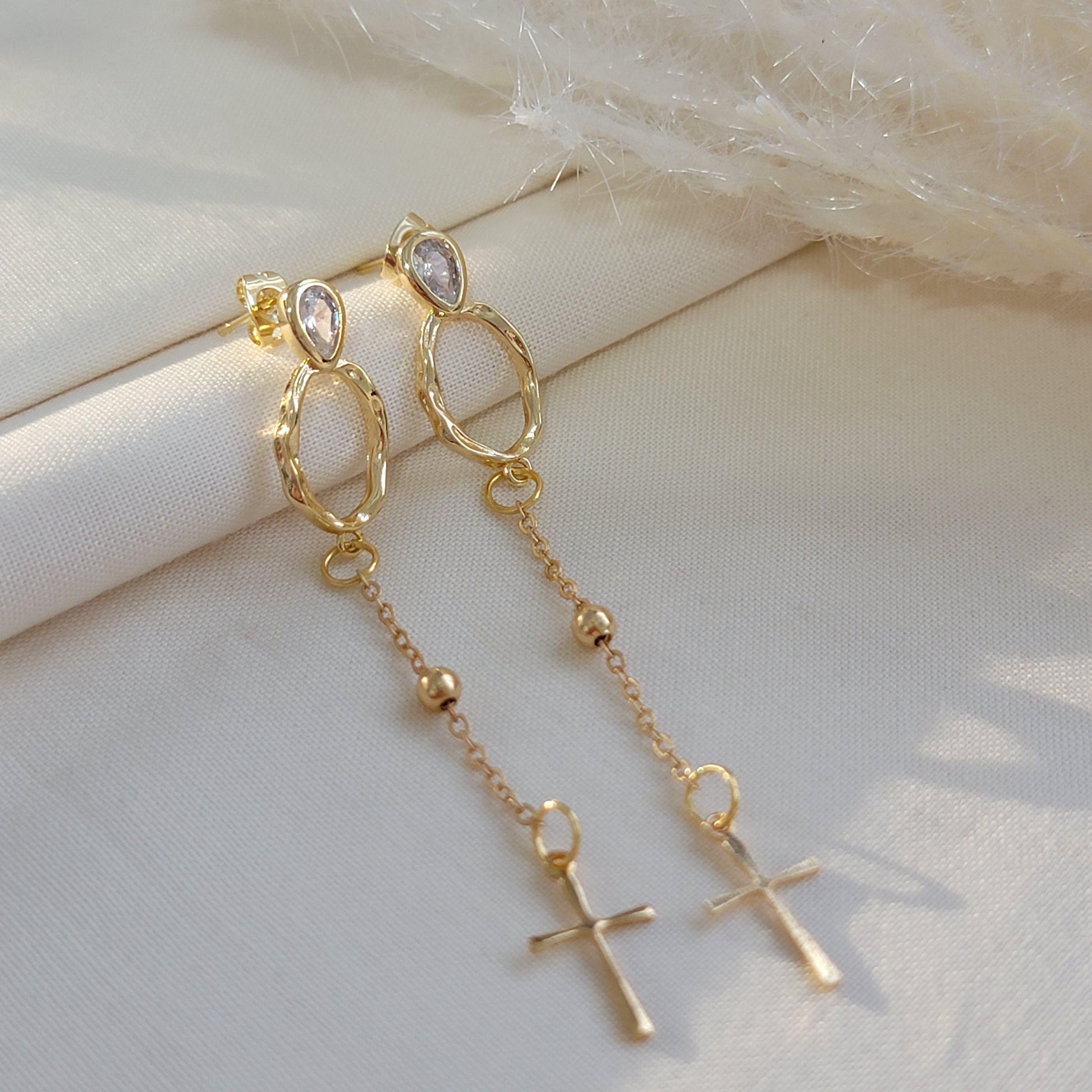 Cross Chain Earrings, Cross earrings gold, Earrings-chains,Minimalistic earrings,Gold chain earrings, Christmas mom gifte,Christmas-daughter