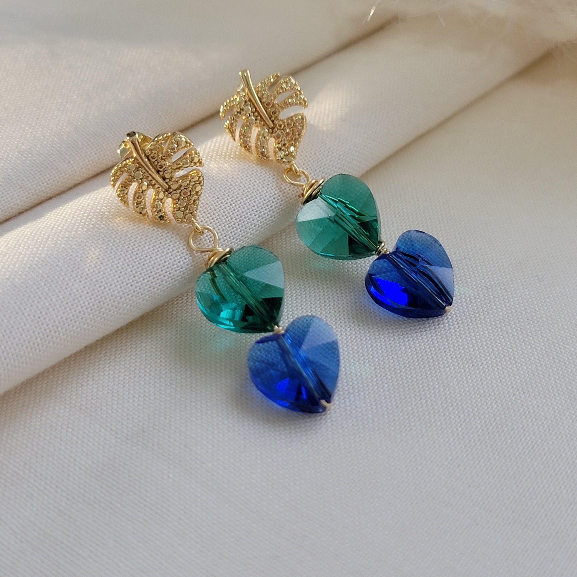 Heart drops earrings, Minimalistic earring, Delicate earrings, Huggie Dainty earrings, Christmas-daughter, For-mom-gifte, Christma gift