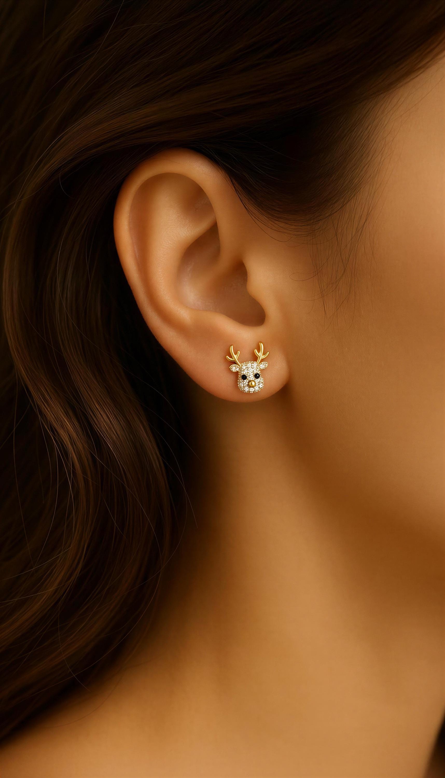 Deer Stud Earrings, Dainty earrings, Minimalists earrings, Earring tiny, Christmas earrings gift, Moms gifts christmas, Wife gift Christmas