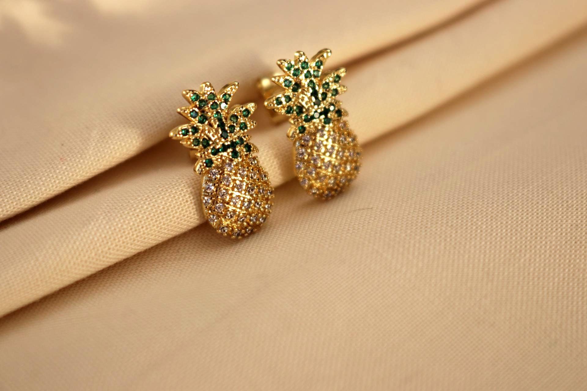 Dainty Pineapple Stud Earrings, Fruits earring, Tiny Earring Stud, Mini tiny minimalist, Small earrings, Gifts for-Her, Wife gift, women