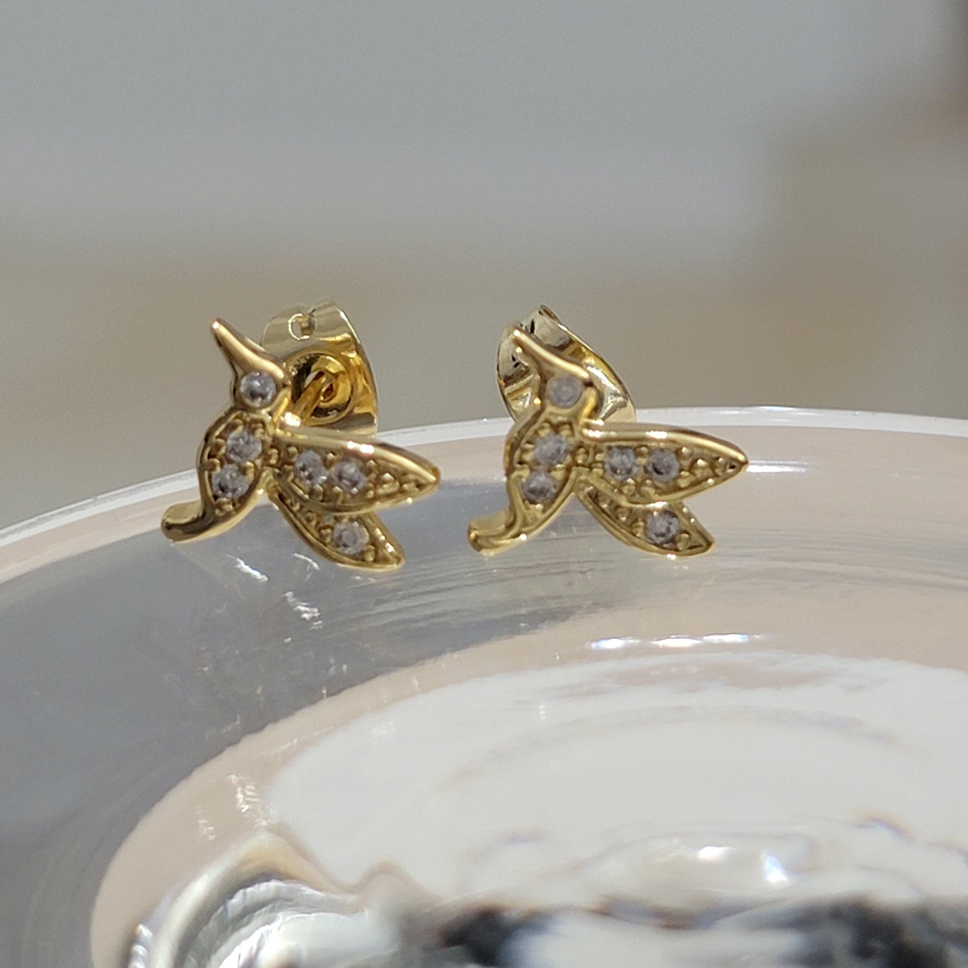Dainty Bird Stud Earrings, Small earrings studs, Minimalistic earrings, Earring Tiny, Animal lover, Wife gift, Gift Moms, Gifts for-Her