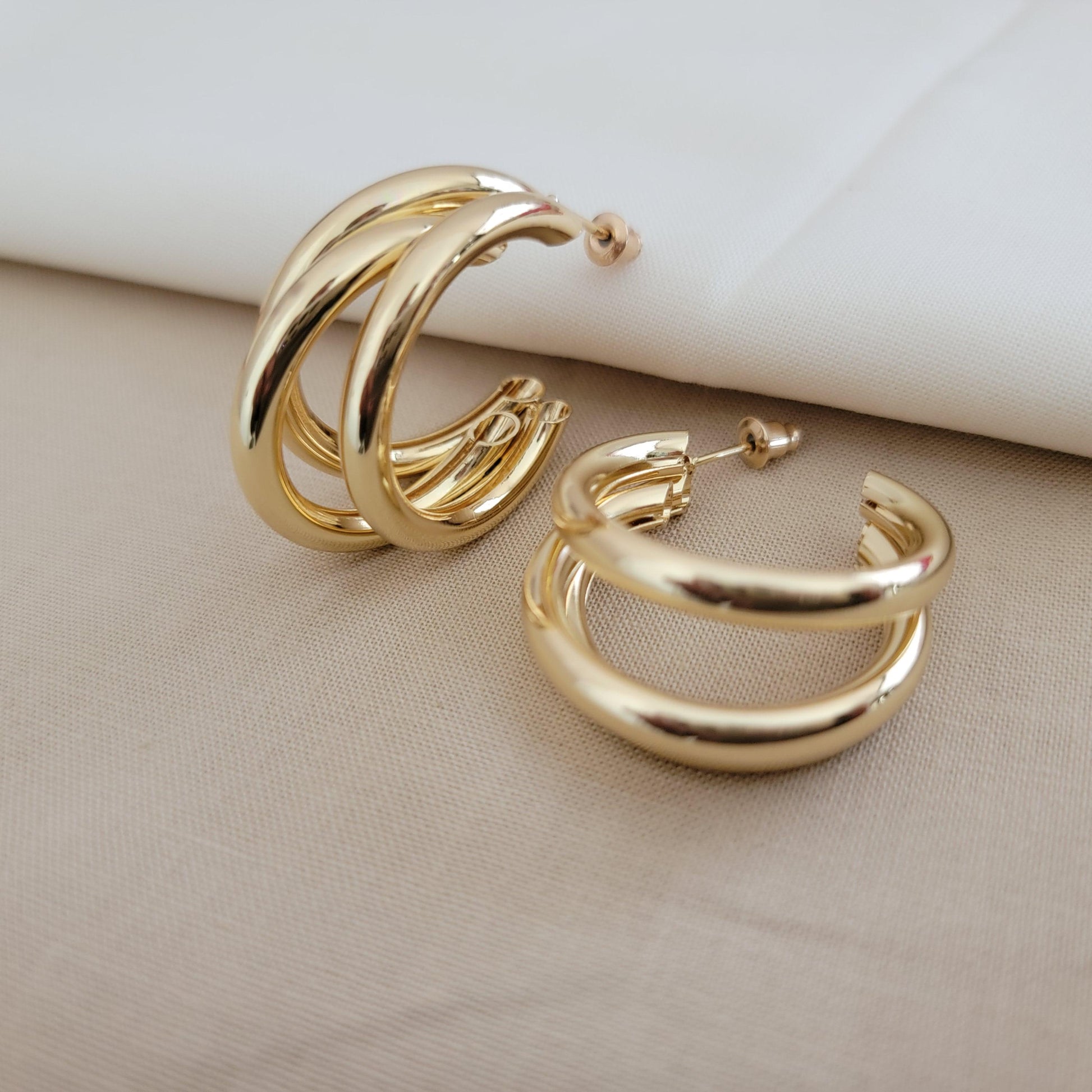 Triple Hoop Earrings, Gold hoop earrings, Knot earrings,Thick hoop earrings, Chunky gold hoops earrings, Triple band hoops, gold triple hoop