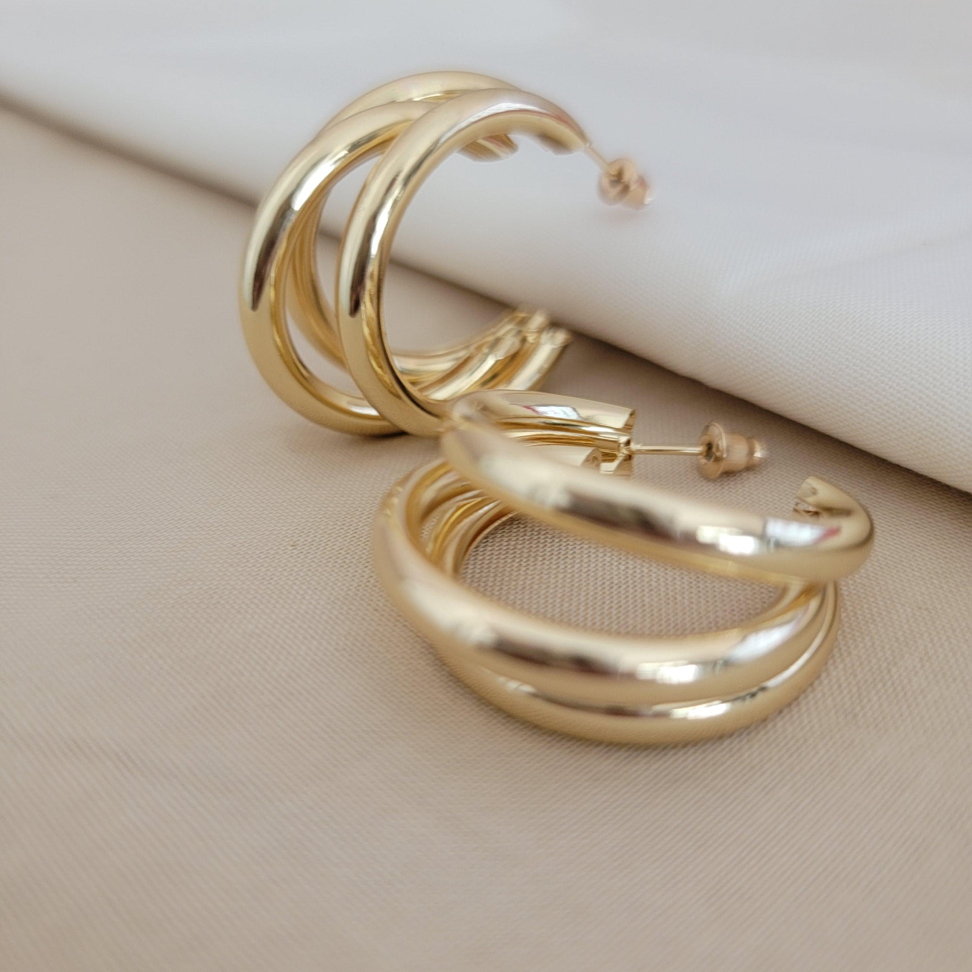Triple Hoop Earrings, Gold hoop earrings, Knot earrings,Thick hoop earrings, Chunky gold hoops earrings, Triple band hoops, gold triple hoop