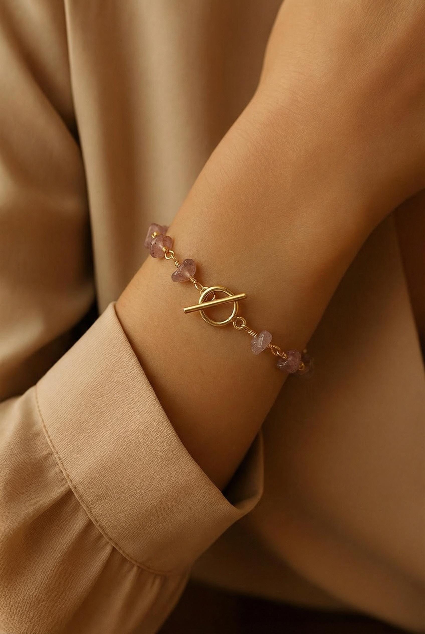 Dainty Strawberry quartz bracelet, Stone-bracelet, Minimalist bracelet, Dainty Crystal bracelet, Mom gift, Hers bracelets, gifted wife