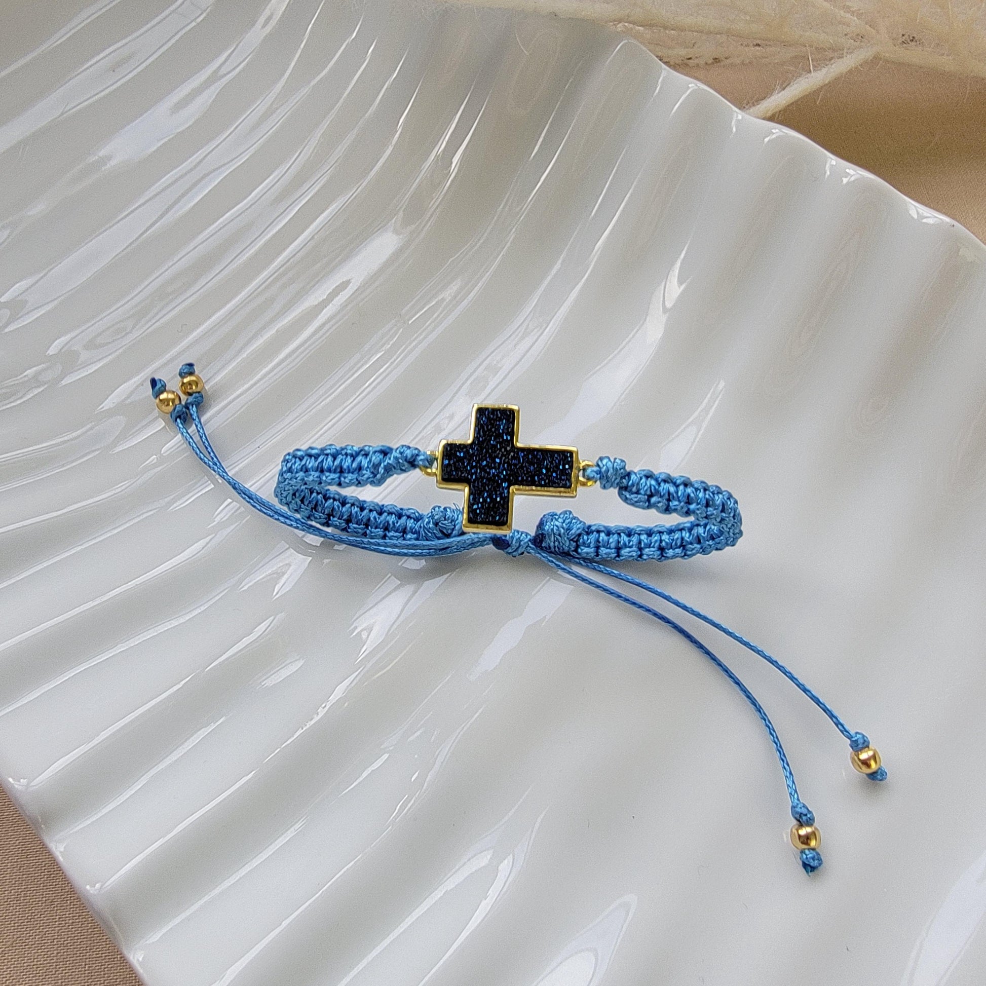 Cross Bracelet Macrame, Dainty Bracelet, Minimalistic Bracelet, Cords bracelet, cross charm bracelet, Baptism Bracelet, First communion