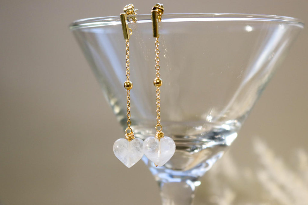 Dainty Earrings, Hearts earrings, Chain Minimalist Earring, Dropping Earrings, Dainty Gold Earrings, Drop Clear Quartz Earrings For her