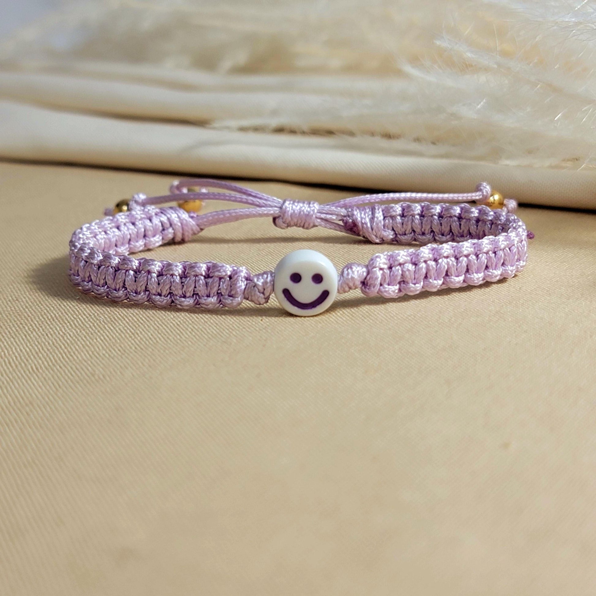 Dainty bracelete, Smiley Face Macrame Bracelet, The Be Happy Bracelet, Smile Bracelet, Smiley   Bracelete Bead, gifts for-her, gifted wife