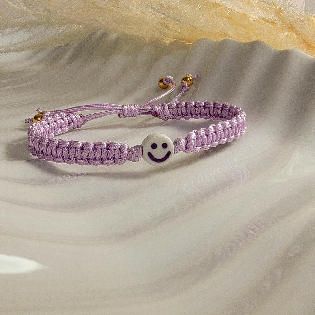 Dainty bracelete, Smiley Face Macrame Bracelet, The Be Happy Bracelet, Smile Bracelet, Smiley   Bracelete Bead, gifts for-her, gifted wife