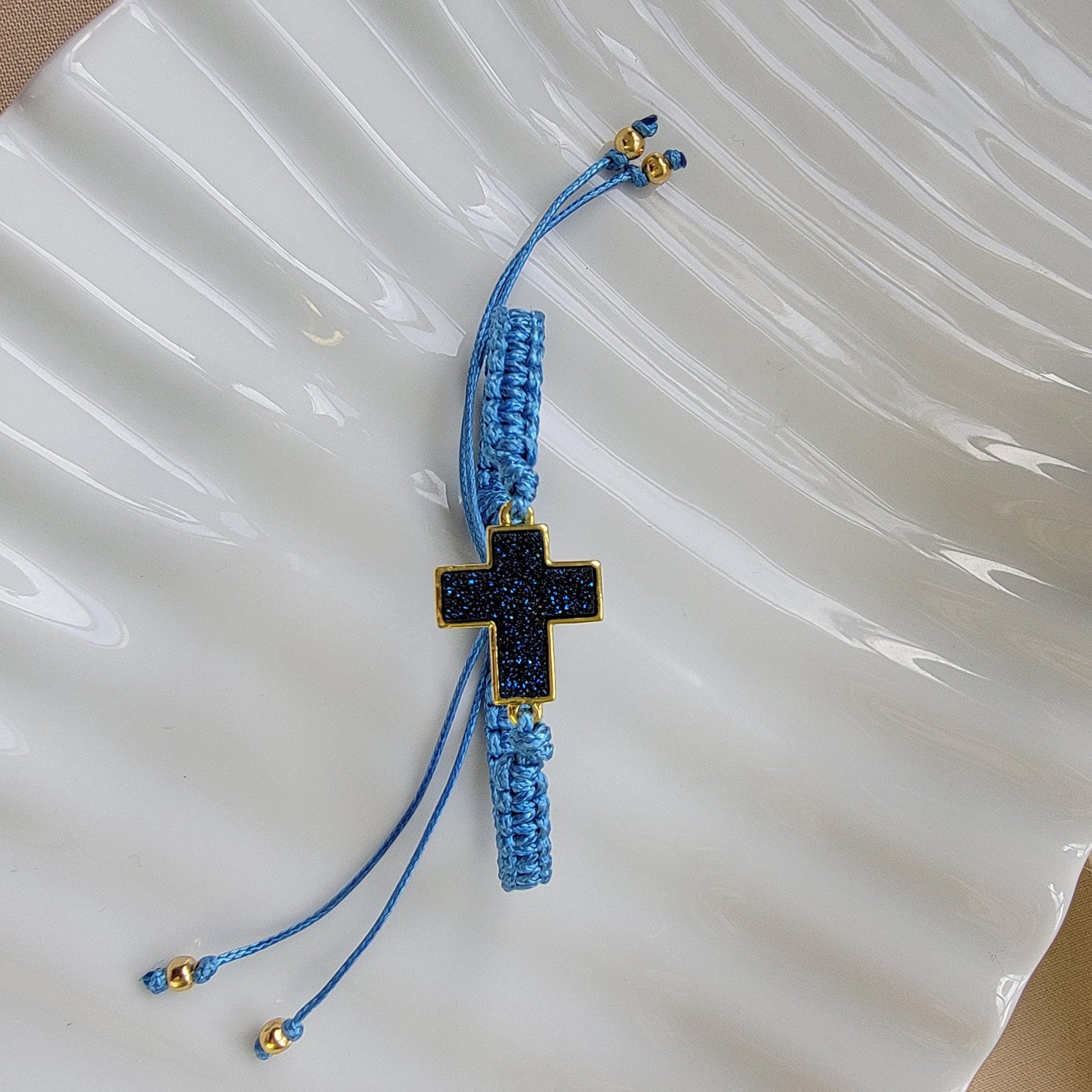 Cross Bracelet Macrame, Dainty Bracelet, Minimalistic Bracelet, Cords bracelet, cross charm bracelet, Baptism Bracelet, First communion